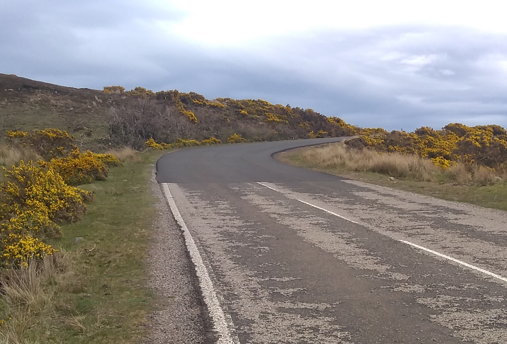 Road showing surface change